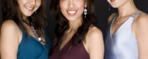 女性